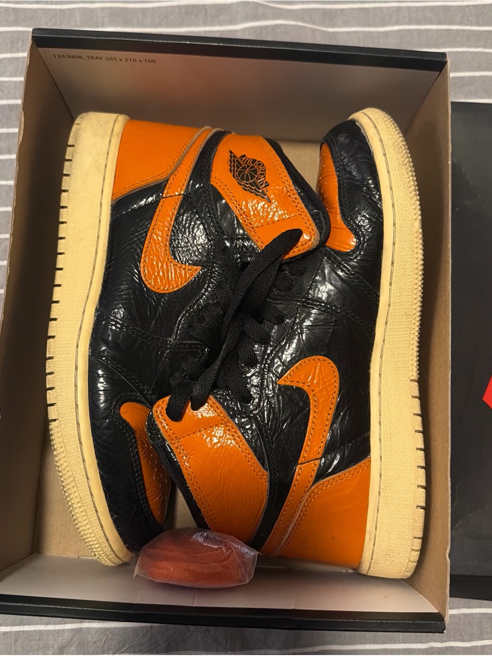 Nike Air Jordan 1 Retro High Orange & Black Box